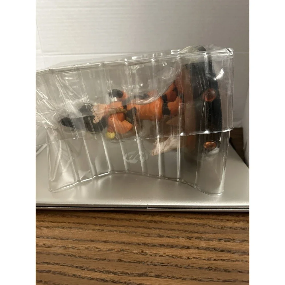 Kid Goku Q Version Dragon Ball Z, 7 Inches Plus Base, Extra Head Box Damage